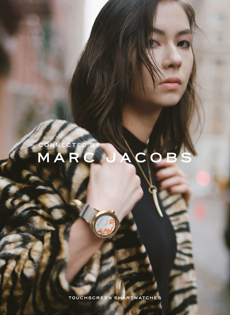 Marc Jacobs Riley Touchscreen