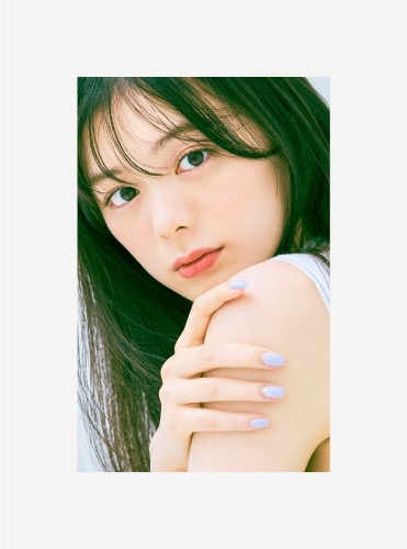 紺野 彩夏 (コンノアヤカ)の写真